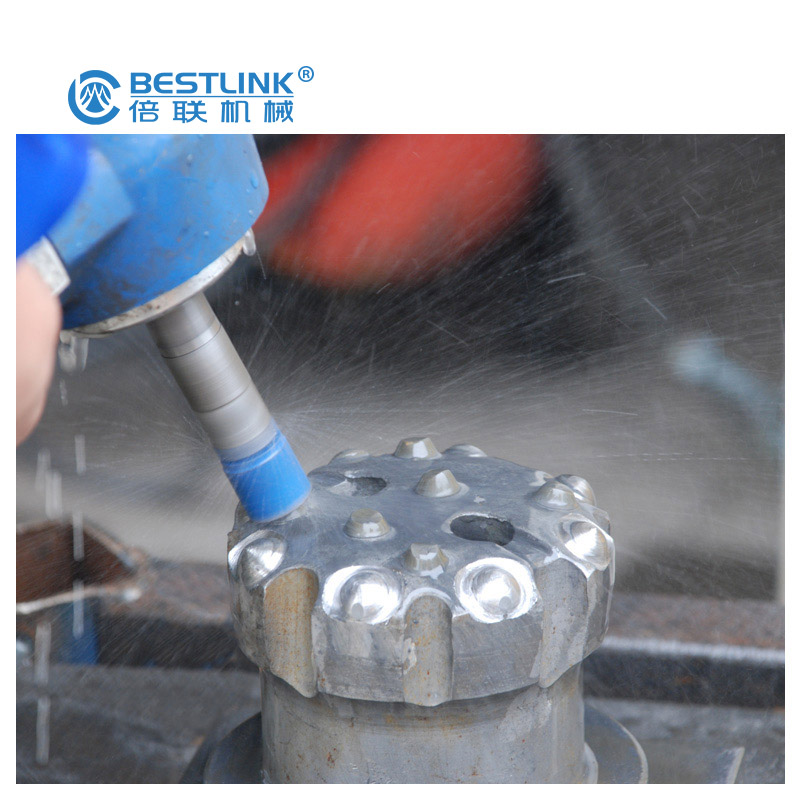 Кнопка бита с мышичкой (11)